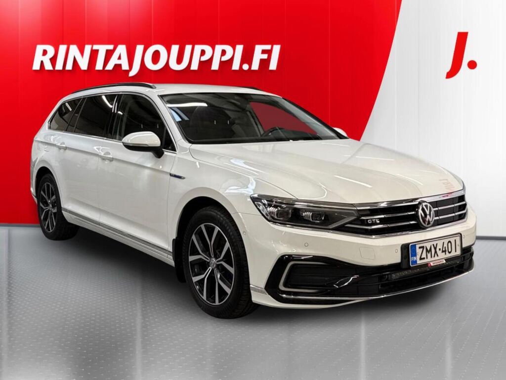 Volkswagen Passat 2020 Valkoinen