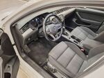 Volkswagen Passat 2020 Valkoinen