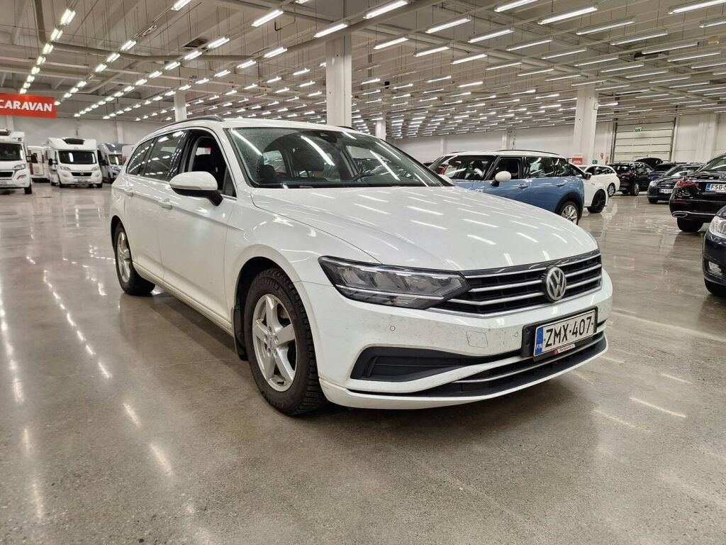 Volkswagen Passat 2020 Valkoinen