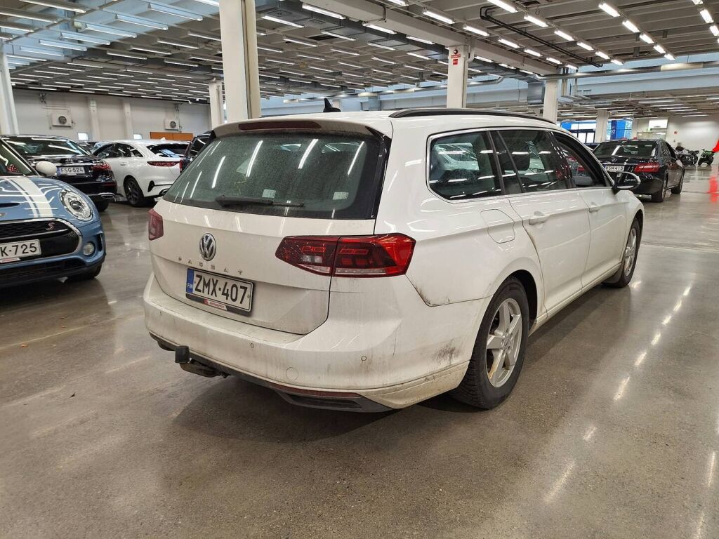 Volkswagen Passat 2020 Valkoinen