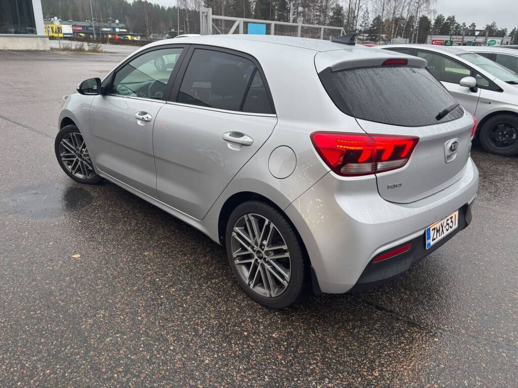 Kia Rio 2020 Hopea