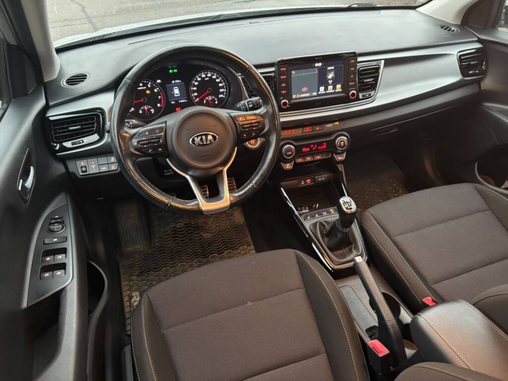 Kia Rio 2020 Hopea