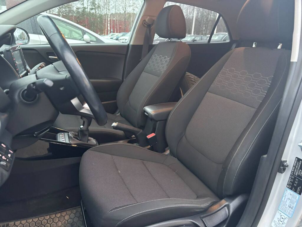 Kia Rio 2020 Hopea