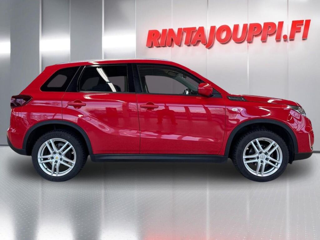 Suzuki Vitara 2020 Punainen