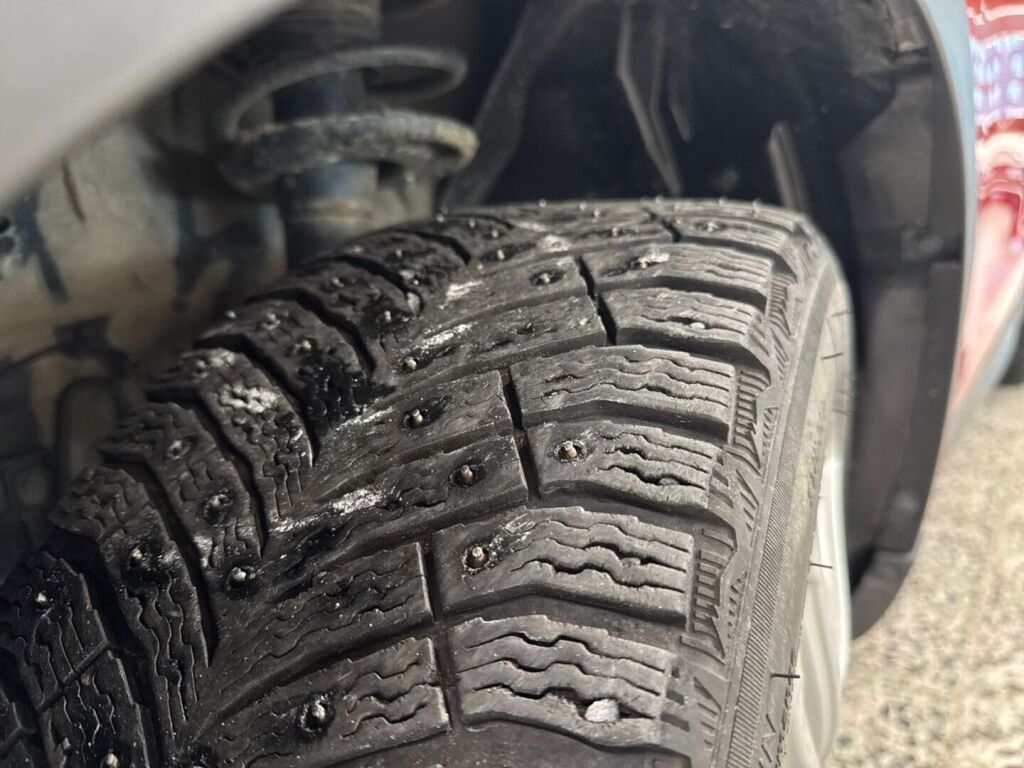 Suzuki Vitara 2020 Punainen