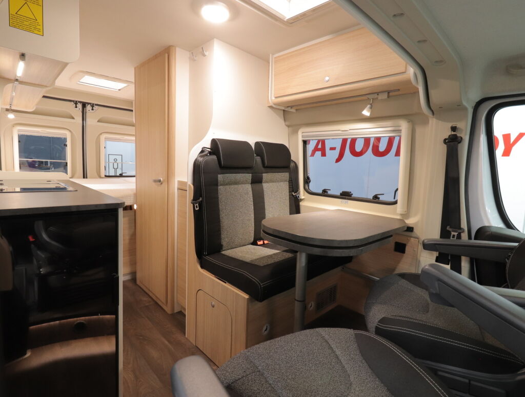 Sunlight CLIFF 600 2020 Valkoinen