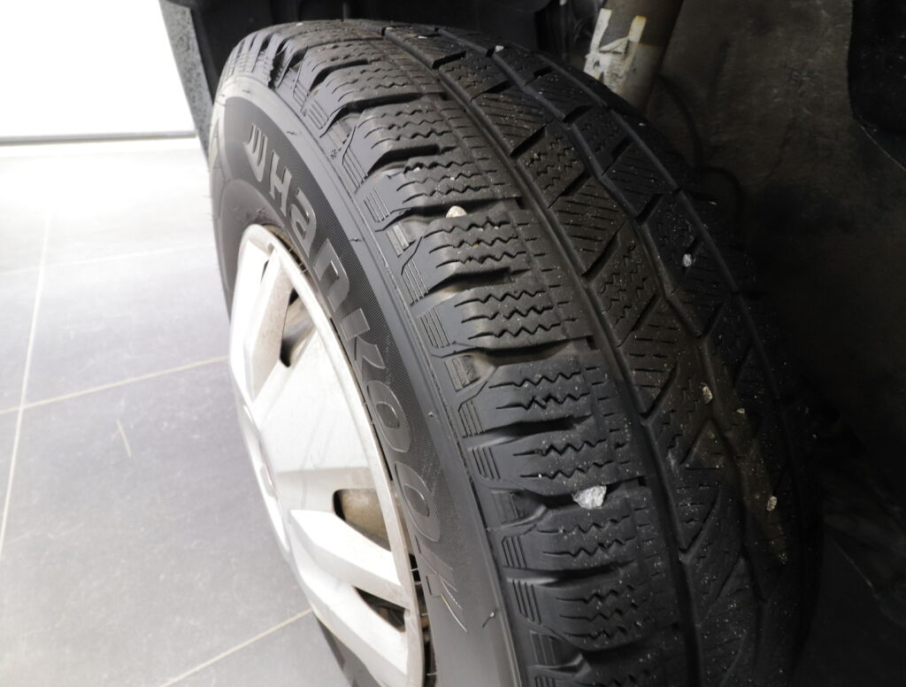 Sunlight CLIFF 600 2020 Valkoinen