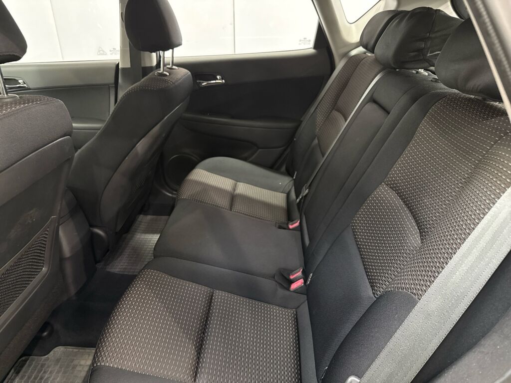 Hyundai i30 2008 Sininen