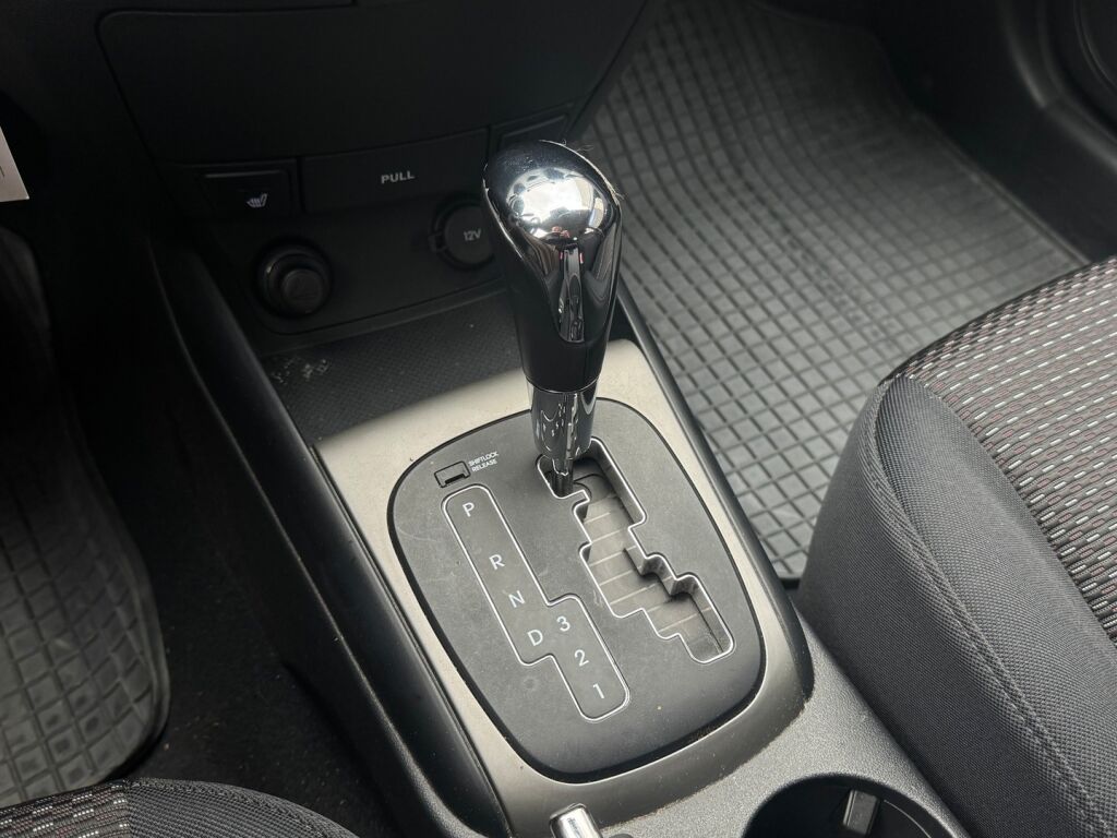 Hyundai i30 2008 Sininen