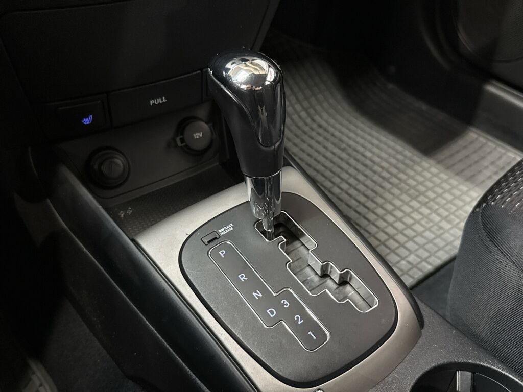 Hyundai i30 2008 Sininen