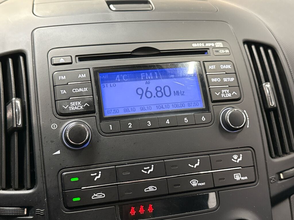 Hyundai i30 2008 Sininen