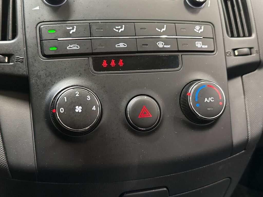 Hyundai i30 2008 Sininen