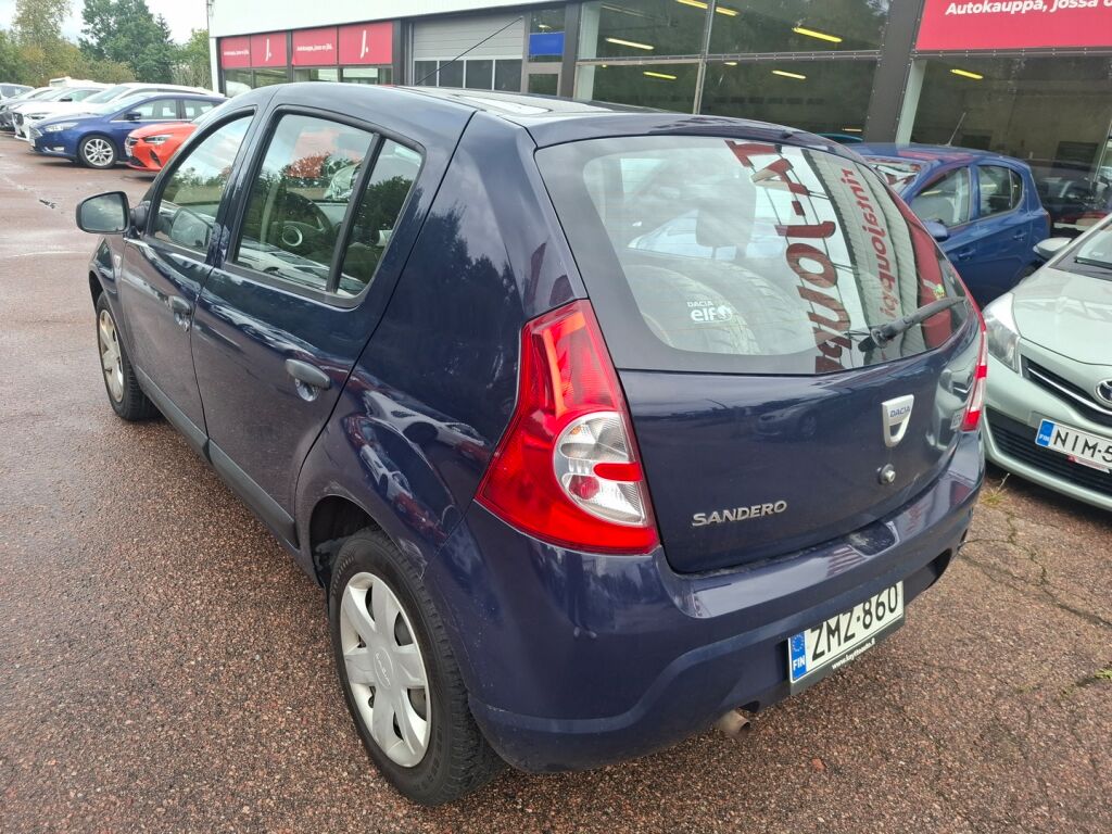 Dacia Sandero 2011 Sininen