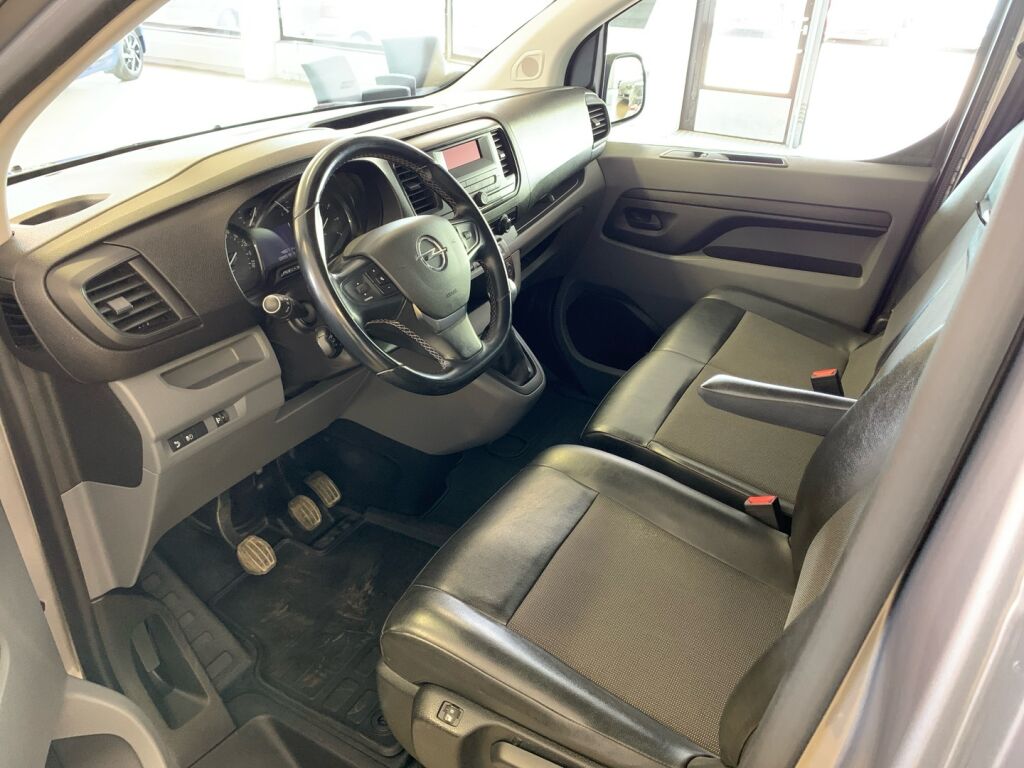 Opel Vivaro 2021 Harmaa