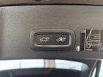 Volvo XC40 2020 Musta