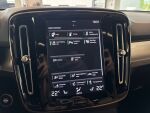 Volvo XC40 2020 Musta