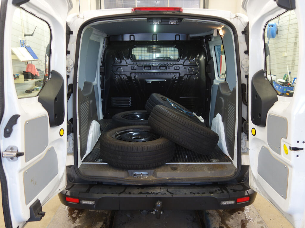 Ford Transit Connect 2020 Valkoinen