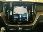 Volvo XC60 2019 Musta