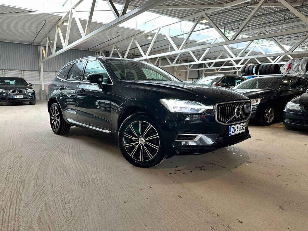 Volvo XC60 2019 Musta