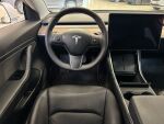 Tesla Model 3 2020 Valkoinen
