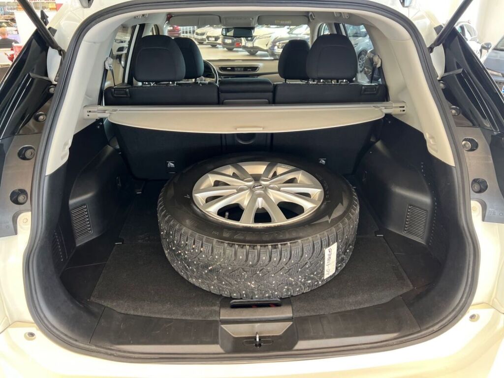 Nissan X-Trail 2020 Valkoinen