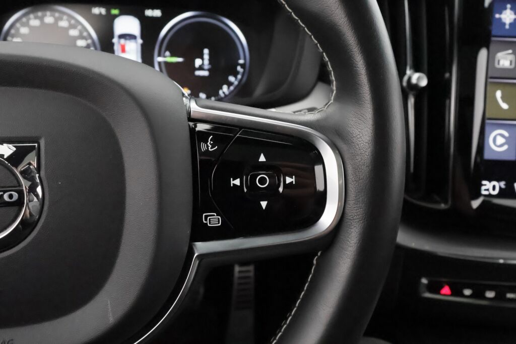 Volvo XC60 2020 Harmaa