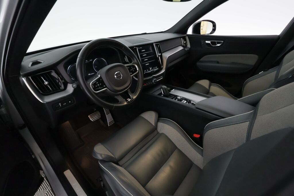 Volvo XC60 2020 Harmaa