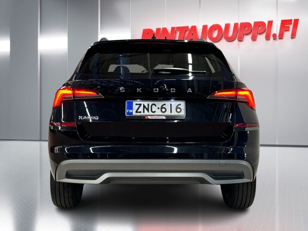 Skoda Kamiq 2020 Musta