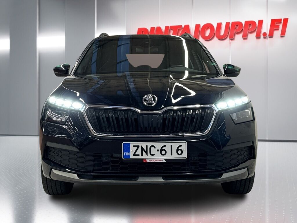 Skoda Kamiq 2020 Musta