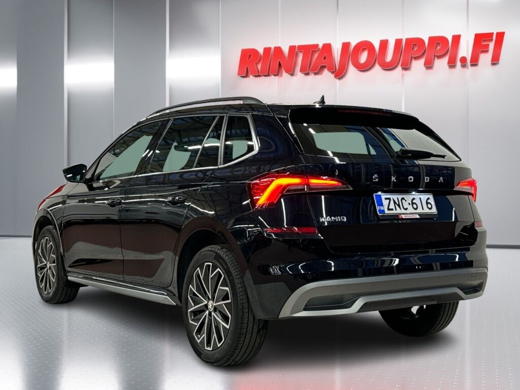 Skoda Kamiq 2020 Musta