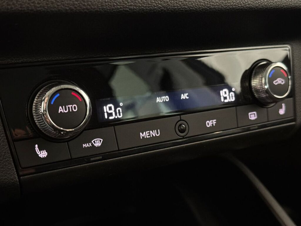 Skoda Kamiq 2020 Harmaa