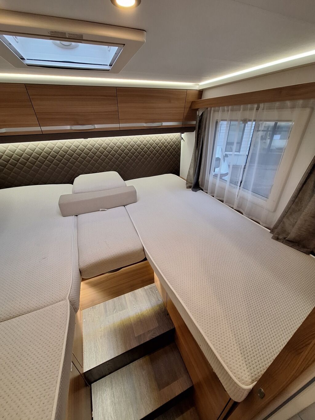 Adria Matrix Axess 670 SL 2020 Valkoinen