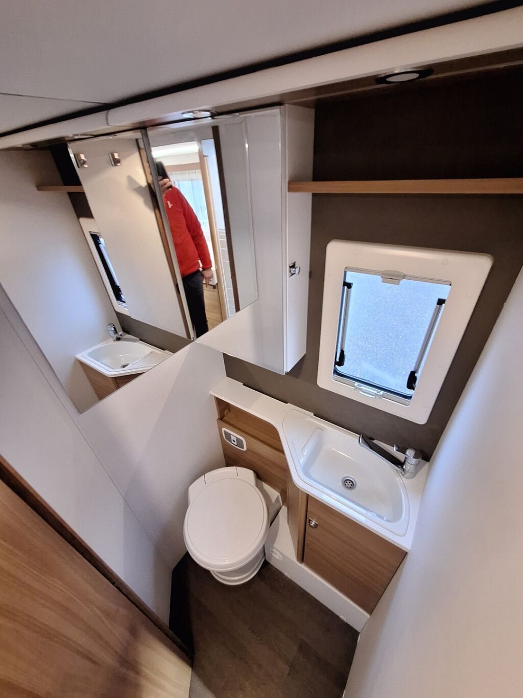 Adria Matrix Axess 670 SL 2020 Valkoinen