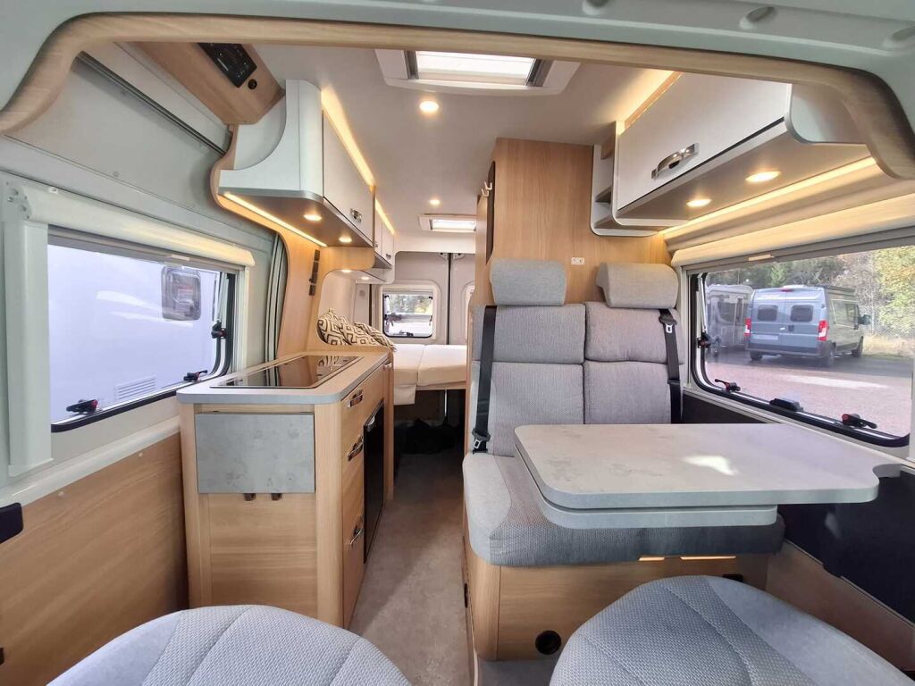 Weinsberg CaraTour VAN 540 2020 Valkoinen