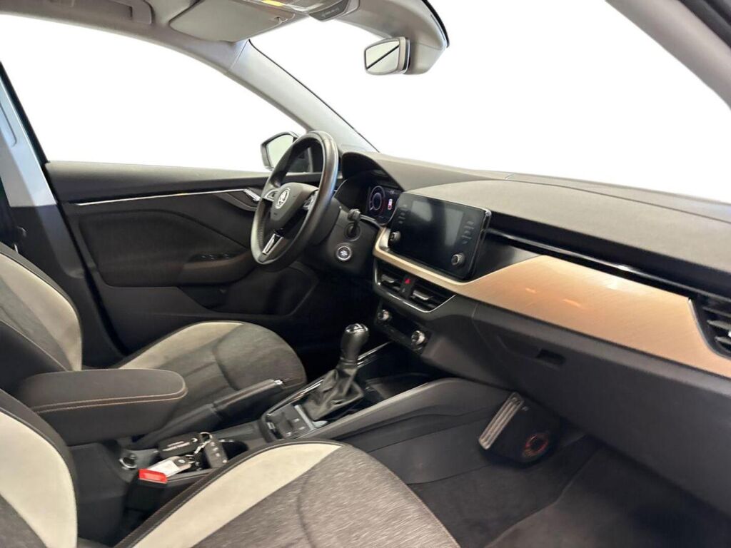 Skoda Scala 2020 Harmaa