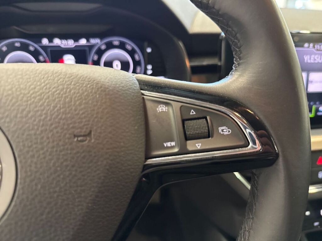 Skoda Scala 2020 Harmaa