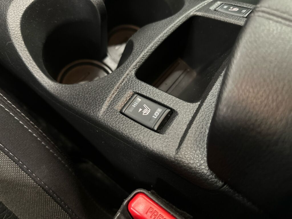 Nissan Qashqai 2020 Punainen