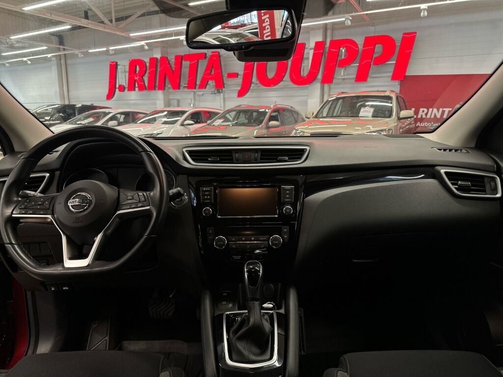Nissan Qashqai 2020 Punainen