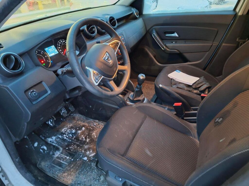 Dacia Duster 2020 Valkoinen