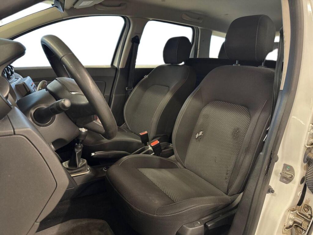 Dacia Duster 2020 Valkoinen