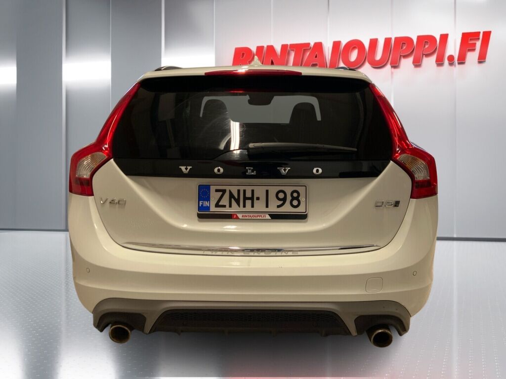 Volvo V60 2017 