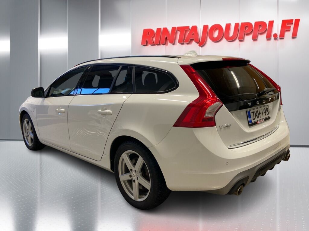 Volvo V60 2017 