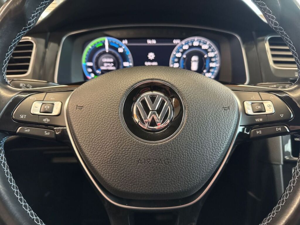 Volkswagen Golf 2020 Harmaa