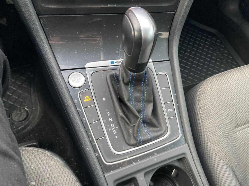 Volkswagen Golf 2020 Harmaa