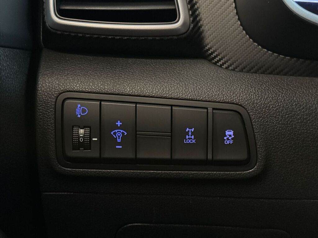 Hyundai Tucson 2020 Punainen