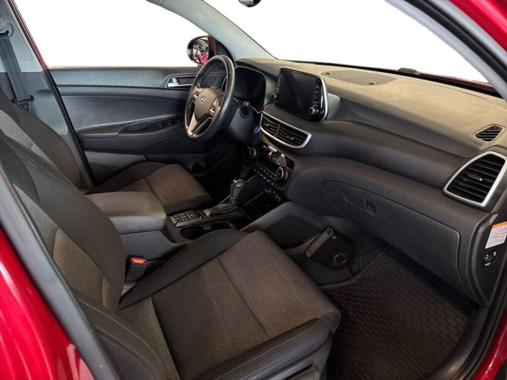 Hyundai Tucson 2020 Punainen