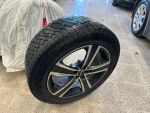 Volkswagen Caravelle 2012 Musta