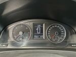 Volkswagen Caravelle 2012 Musta