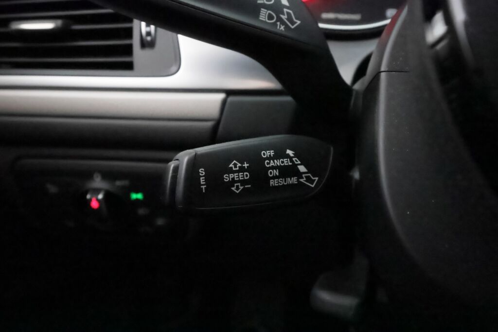 Audi A6 allroad quattro 2015 Valkoinen