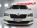 Skoda Superb 2015 Valkoinen
